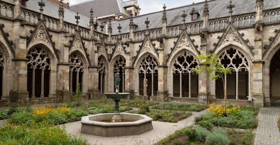 Explore Gems of Utrecht Walking Tour for Couples - The Oudegracht, Utrecht’s canal-side character
