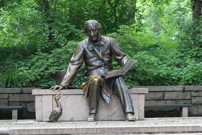 Falling in Love in NYC: Self-Guided Romantic Story Walk - Bethesda Terrace and Bow Bridge