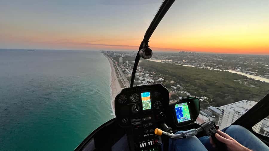 Fort Lauderdale : Romantic Champagne Helicopter Flight Tour - Final verdict: a strong choice for a milestone