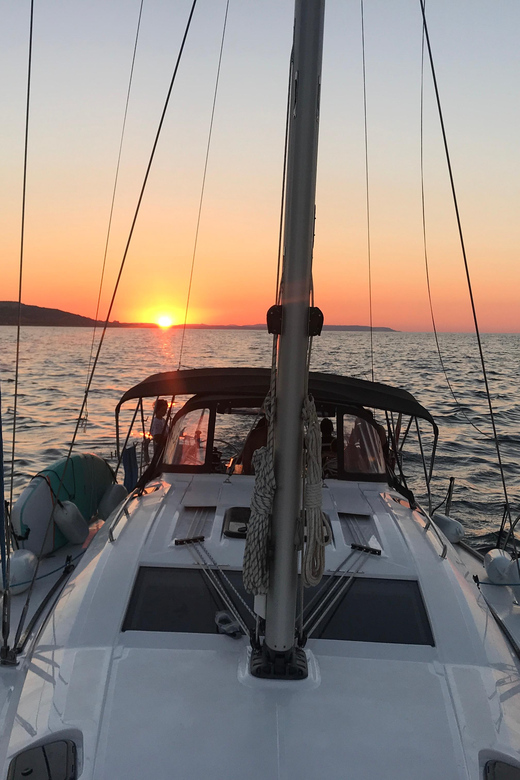 From Valletta: Romantic Sunset Cruise on a Sailing Yacht - Should you book this private sunset cruise?