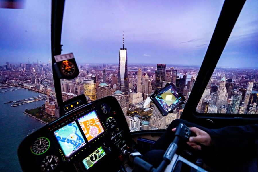 From Westchester: NYC Private Helicopter Tour for Couples - Choosing between the 30-minute and 45-minute flights