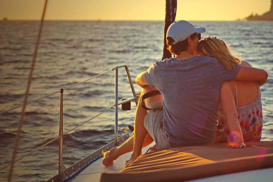 Grand Bay: Honeymoon/Lovers Sunset Tour with Romantic Dinner - Key points to know before booking