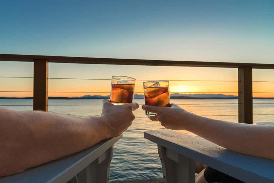 Grand Bay: Honeymoon/Lovers Sunset Tour with Romantic Dinner - Dinner after the light fades