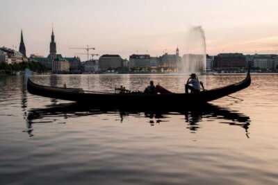 Hamburg Alster Lake romantic Tour in a Real Venetian Gondola