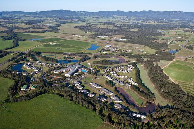 Hunter Valley Romantic Bubbly Breakfast Helicopter Tour from Cessnock - Why the small group changes the experience