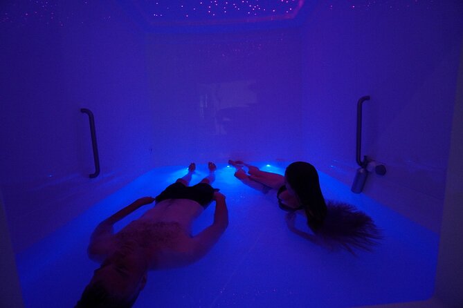 Infinity Float Tank Experience for Couples - Inside the 30-centimetre saltwater tank