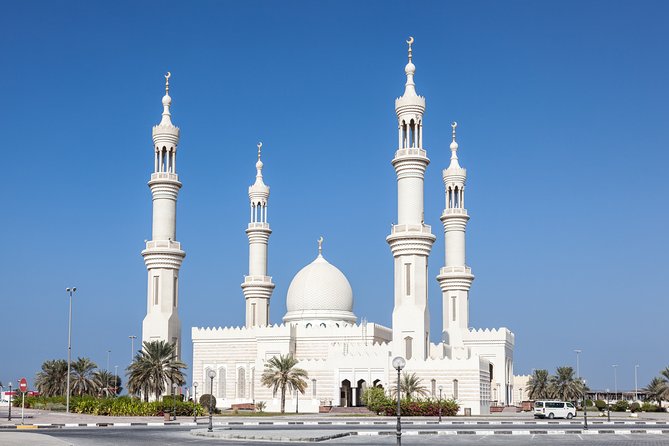 Jewels of Ajman - Romantic Walking Tour - Stop three: one hour at Ajman University