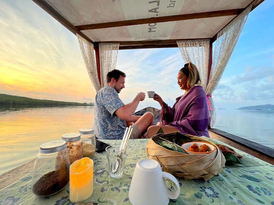 Koh Lanta: Romantic Sunrise Private Gondola Tour - Watching the Koh Lanta sunrise from the water
