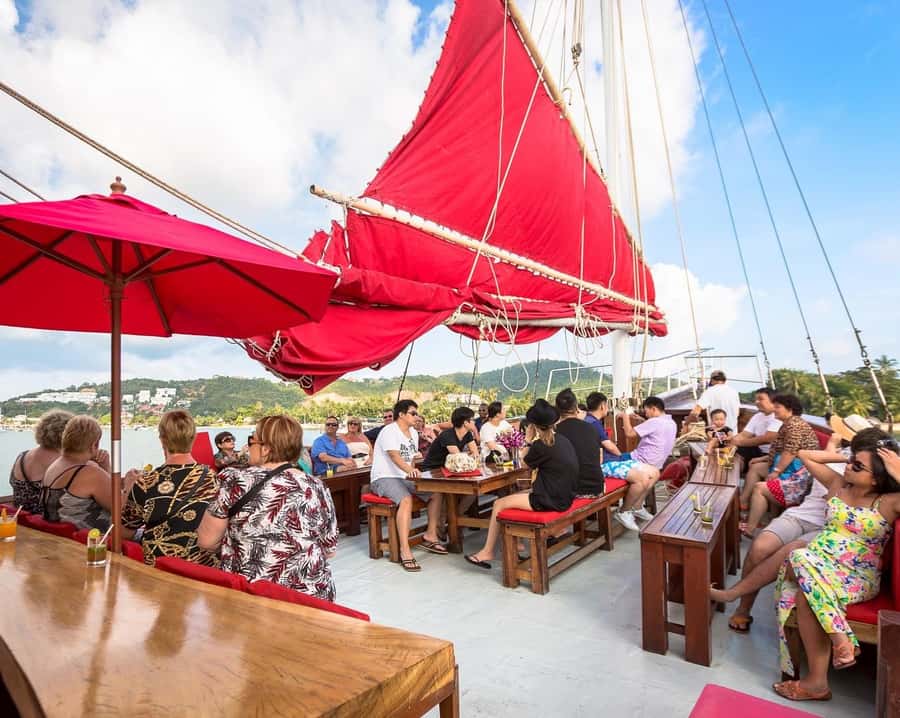 Koh Samui: Red Baron Romantic Sunset Dinner Cruise - Booking advice for a smoother evening