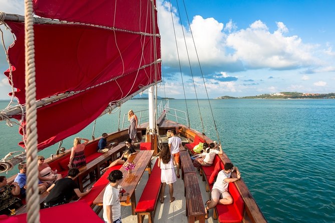 Koh Samui Romantic Sunset Cruise Tour By Red Baron Chinese Sailboat - Sailing from Bang Rak toward Som Island