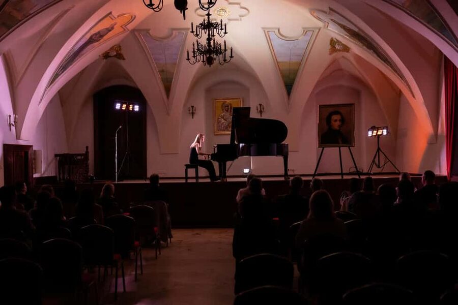 Kraków: Romantic Candlelight Chopin Piano Concert - Is $44 a fair price?