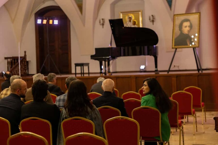 Kraków: Romantic Candlelight Chopin Piano Concert - Practical tips for a smoother evening