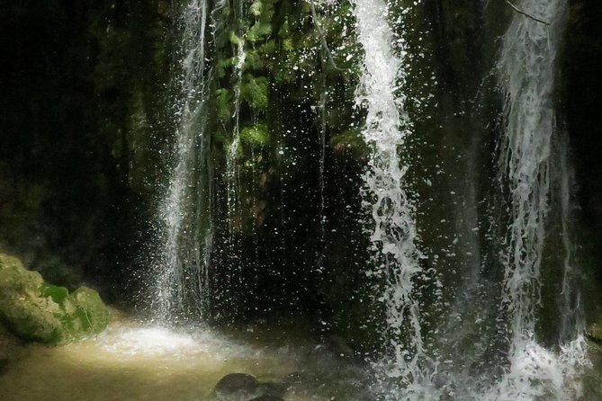 Krka waterfalls luxury tour for singles or couples - A family farm lunch near the road home