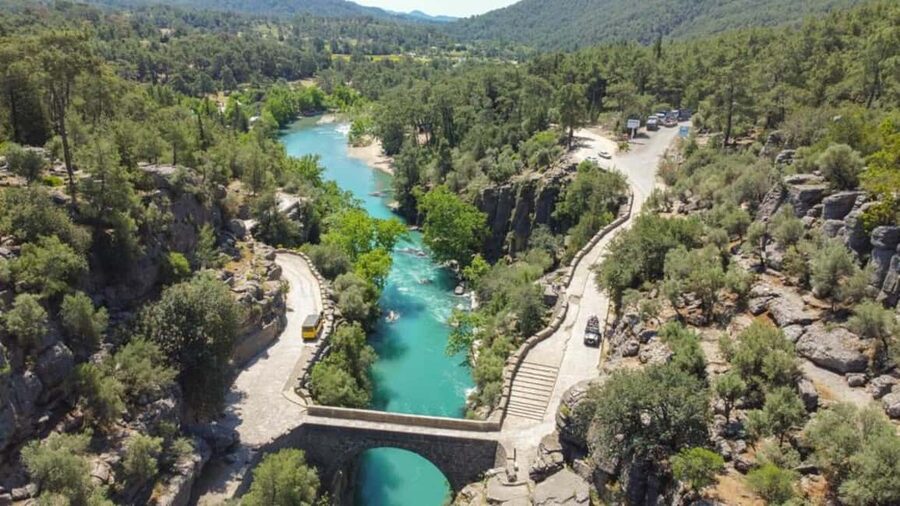 LC Rafting Tour for Families and Couples W/Lunch - Lunch, swimming, and a needed pause