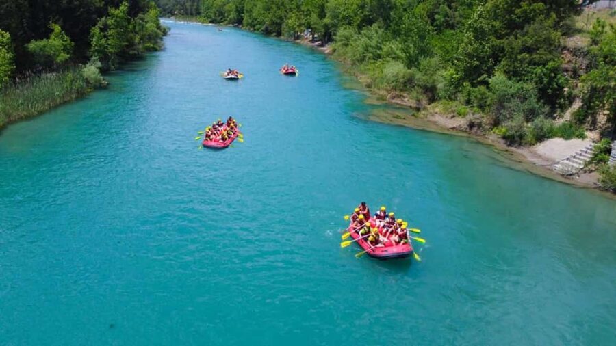 LC Rafting Tour for Families and Couples W/Lunch - Second 7 kilometers: more scenery after lunch