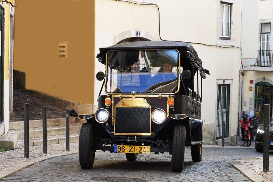 Lisbon: Vintage vehicle replica Romantic Private Tour - The view from São Pedro de Alcântara