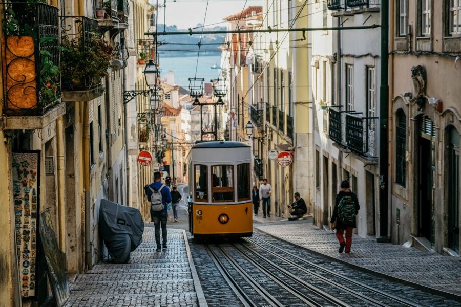 Lisbon: Vintage vehicle replica Romantic Private Tour - Estrela Basilica and Lisbon’s Baroque side