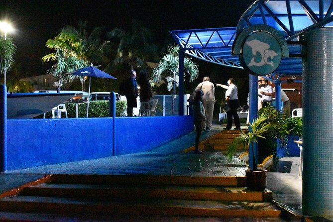 Live a Romantic Night Cruise Dinner at COLUMBUS (open bar included) - What the $95 price really includes