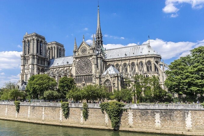 Live, Laugh, Love Along the Seine: Self-Guided Romantic Tour - Key points to know before you play