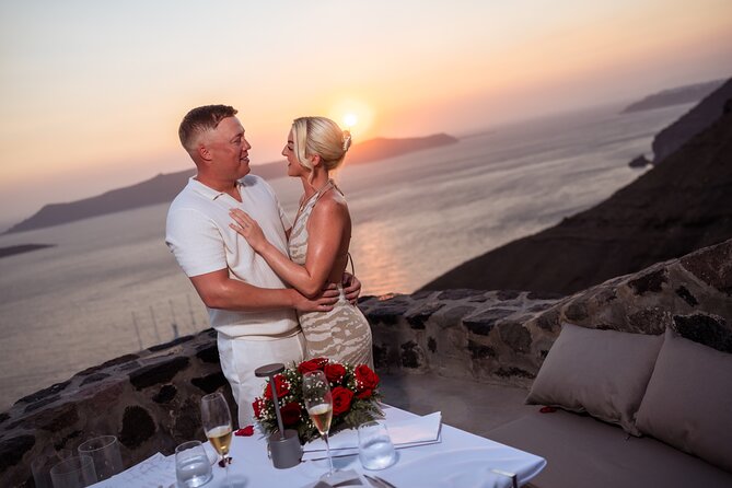 Magical Proposal Photoshoot In Santorini - Who will enjoy this proposal photoshoot?