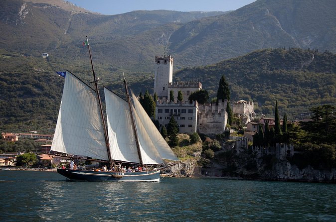 Malcesine: Sunset Romantic Cruise - Booking ahead and cancellation flexibility