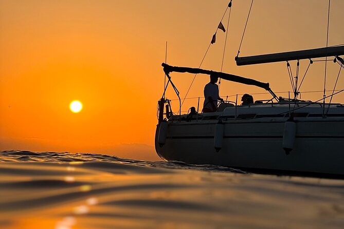 Marriage Proposal Boat Trip in Barcelona - Music, drinks, and the details that shape the mood