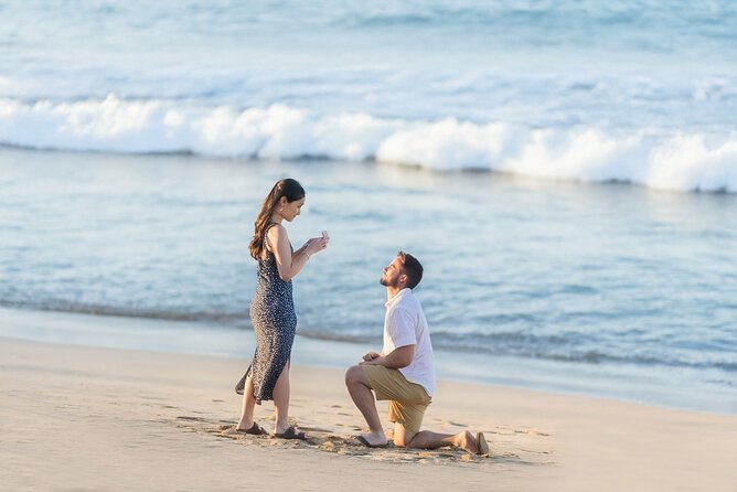 Maui Professional Photographer Couples and Families - Handling children, couples, and special occasions
