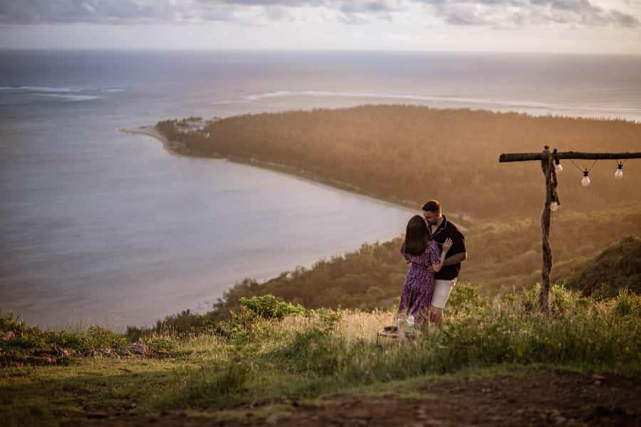 Mauritius: Exclusive Le Morne Sunset Hike & Aperitivo - Why Le Morne makes this sunset outing special
