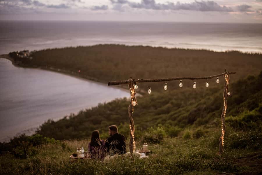 Mauritius: Exclusive Le Morne Sunset Hike & Aperitivo - Best for couples, proposals, and active sightseers