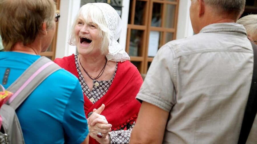 Meißen: Guided Walking Tour 'Romantic Evening Stroll' - Practical ways to get more from the experience