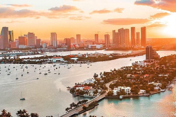Miami Beach: Private Romantic Luxury Airplane Tour With Champagne - Champagne, Commentary, and the Feel of the Flight