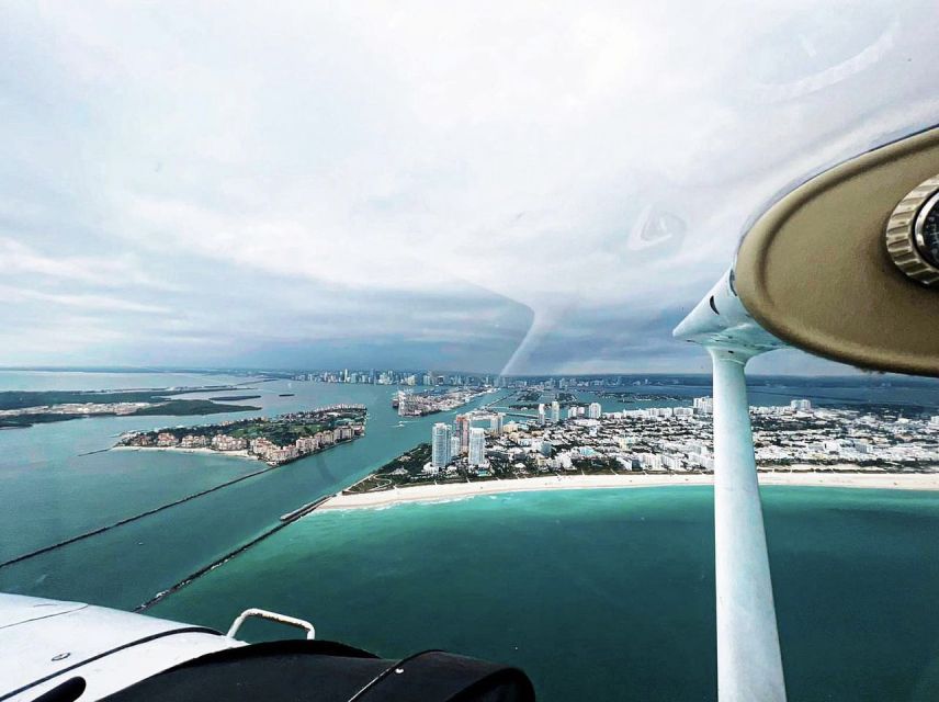 Miami: Romantic 1-Hour Private Flight Tour with Champagne - Booking flexibility and practical value