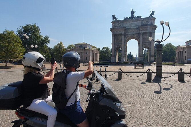 Milan Vespa Adventure: Private Tour for Couples and Friends - Why a Vespa is a smart way to see Milan