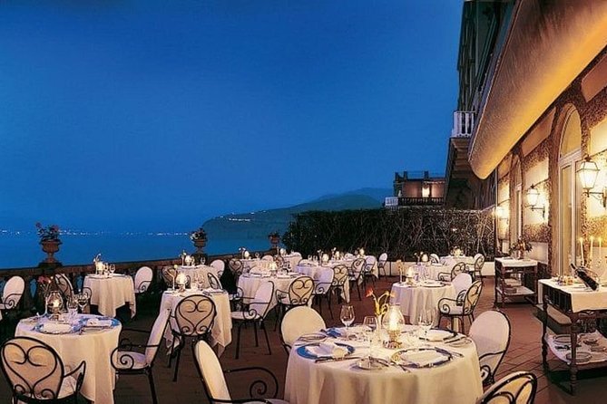 Naples: Romantic Gourmet Dinner on the Rooftop Terrace - What you eat during the two-hour dinner