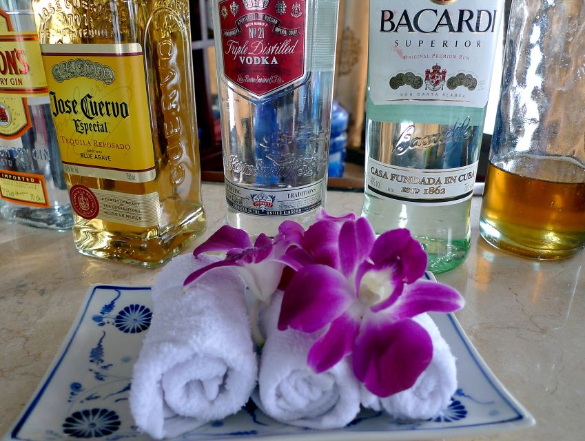 Nha Trang: Romantic Sunset Cocktails and Dinner Cruise - The return to Lộc Thọ around 20:00