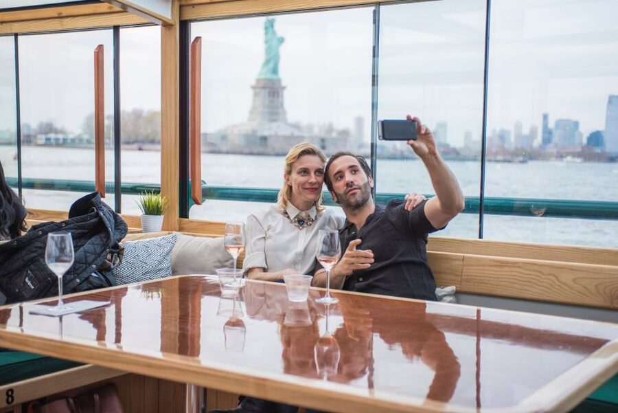 NYC: Romantic Valentine's Day Champagne Cruise - Practical planning for Valentine’s night