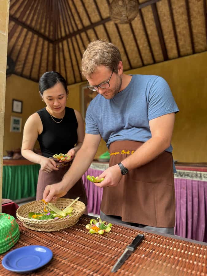packages cooking class and romantic dinner in a local home - A hands-on class with six main courses