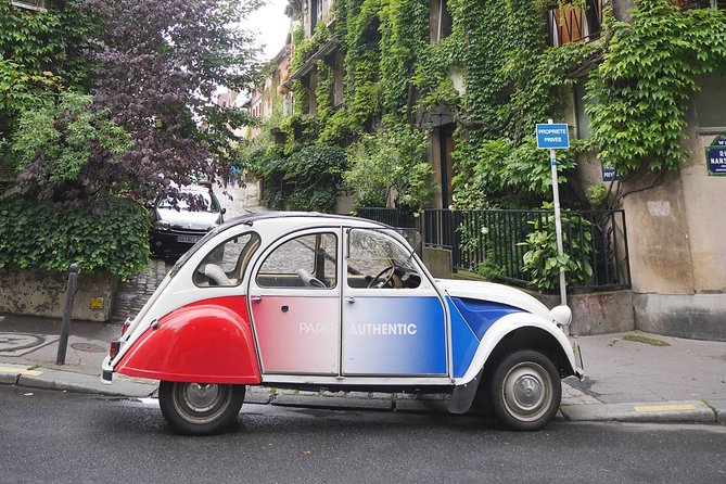 Paris Private Tour: Romantic Tour in a 2CV - The side streets are the real payoff
