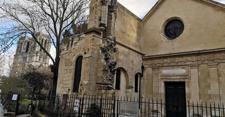 Paris: Romantic Piano Concert at Saint-Julien-le-Pauvre - The March Schedule Needs a Careful Check