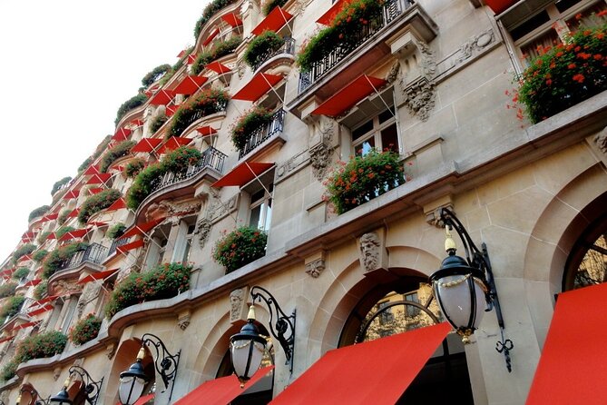 Parisian Love Affair: Elegant Romance Private Tour in Paris - Montmartre and the city’s less central corners