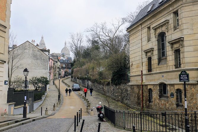 Parisian Love Affair: Elegant Romance Private Tour in Paris - Stops that do not fit neatly into a Paris afternoon