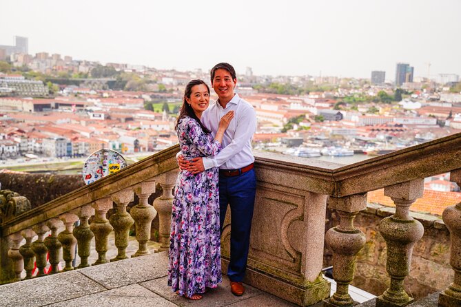 Photoshoot Unforgettable in Porto - Couple or Single - Walking toward Sé Cathedral