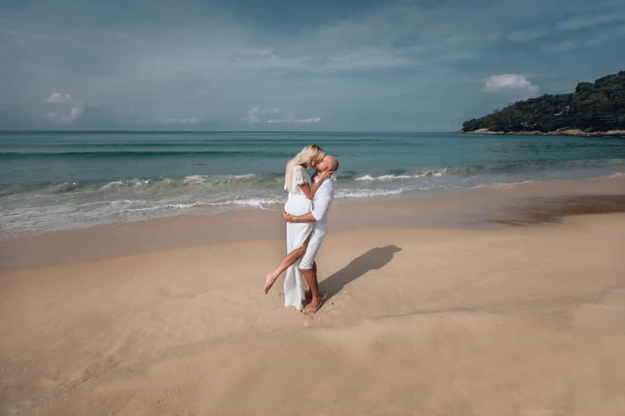 Phuket: couple photoshoot at Surin Beach - Receiving the edited images within 48 hours