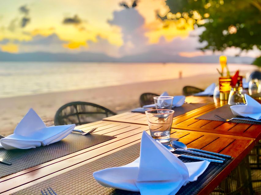Phuket: Romantic Dinner on Cape Panwa Beach - The service can make the evening