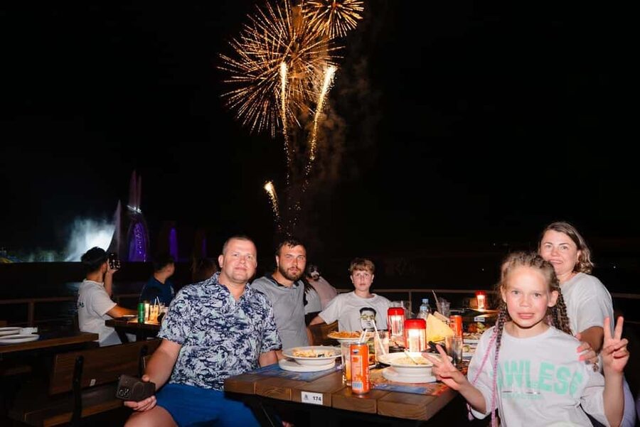 PhuQuoc Romantic Dinner with Symphony & Kiss of the Sea Show - Timing, transport, and group choices