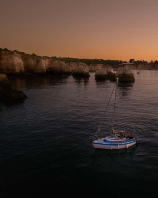 Portimão: Sunset Private Sailing Tour for Couples - Drinks, snacks, and the sunset finish