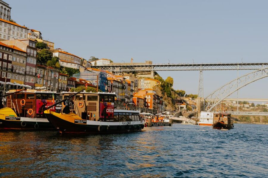Porto: Romantic Sailboat Cruise - Comfort, Weather, and the Boat Experience