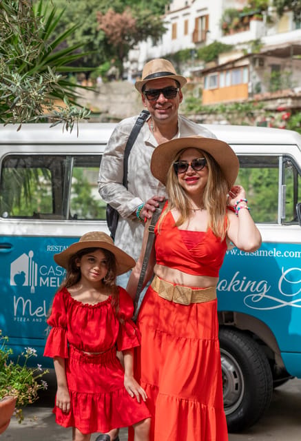 Positano : professional photo shoot for couples and families - The option of using a car