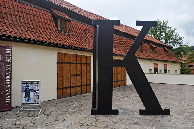 Prague Photo Walk Tour (Family, Couple, Solo) - Key Points Before You Book