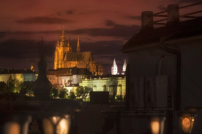 Prague Photoshoot for Couples, Betrothed, Family & Friends - One hour of makeup and styling before the camera comes out